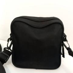 Bolsa, ha sido reportado por Arriva Limburg Noord con iLost