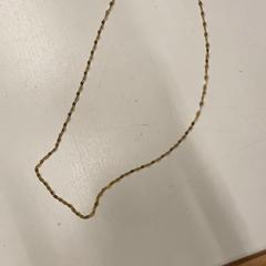 Collar, ha sido reportado por IKEA神戸 con iLost