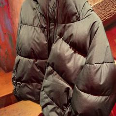 Jaqueta Black, segons ha informat Club Nyx/Exit Café mitjançant iLost