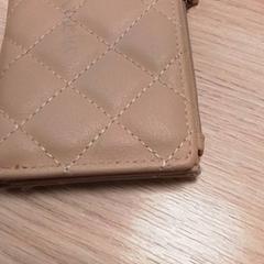 Plånbok Beige, rapporterat av Qbuzz Fryslân med iLost