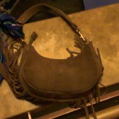 Bossa Bruin, segons ha informat De Heeren van Aemstel mitjançant iLost