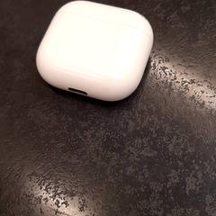 Airpod, ha sido reportado por Rotterdam The Hague Airport con iLost