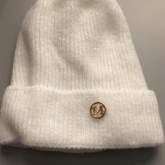 Hatt, rapporterat av MEININGER Hotel Budapest Great Market Hall med iLost