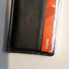 Titolare della carta - Zinsou, come riportato da Centraal magazijn utilizzando iLost