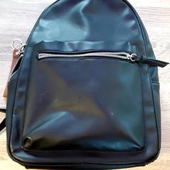 Väska, rapporterat av EBS Tramplein med iLost