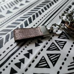 Sleutelbos, iLost에 보고됨