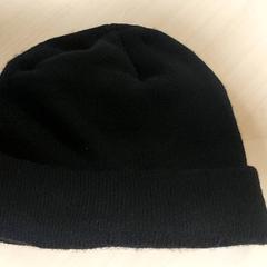 Klær - Muts zwart, som rapportert av Regio Oost-Vlaanderen ved bruk av iLost