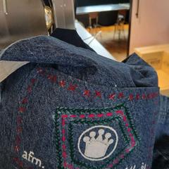 Jeans, ha sido reportado por Conscious Hotel Westerpark con iLost