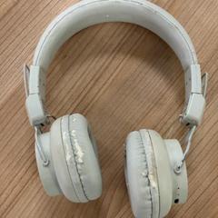 Słuchawki, zgłoszono przez Connexxion Amstelland-Meerlanden Schiphol Zuid przy użyciu iLost