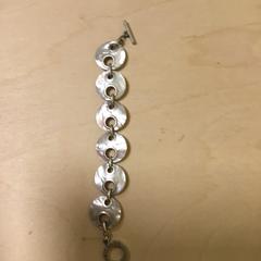 Armband، كما تم الإبلاغ عنه عبر iLost