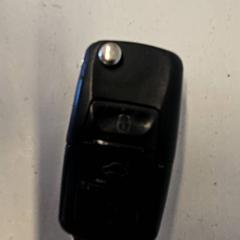 مفتاح السيارة، كما تم الإبلاغ عنه بواسطة GVB عبر iLost