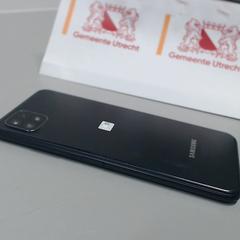 Telefon Samsung zwart, som rapportert av Gemeente Utrecht ved bruk av iLost