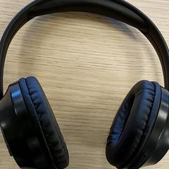 Elektronika - hoofdtelefoon, amint azt Regio Antwerpen - Brussel az iLost segítségével jelentette.