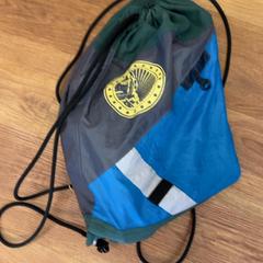 Poltsa, gisa salatu by GVB iLost erabiliz