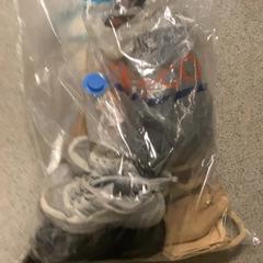 حقيبة ملابس، كما تم الإبلاغ عنه بواسطة MEININGER Hotel Copenhagen عبر iLost