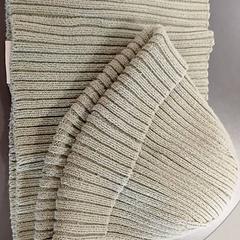 Beanie & Neck bag, as reported by IKEA Strasbourg using iLost