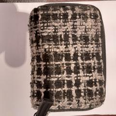 Držiteľ karty Nom porteur : SER***, ako bolo nahlásené TCL pomocou iLost