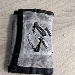 Billetera Nagy, ha sido reportado por Arriva Infoshop Enschede con iLost