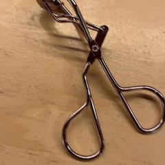 Wimpertang, som rapportert av Pathé Utrecht Leidsche Rijn ved bruk av iLost