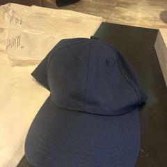 Cap, come riportato da Van der Valk Hotel Amsterdam-Amstel utilizzando iLost