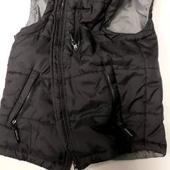 의류 - Bodywarmer Zwart, iLost를 사용하여 Regio West-Vlaanderen에 보고됨
