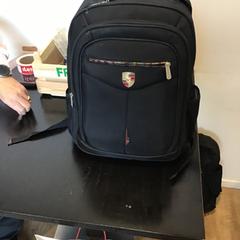 Rucksack, gemeldet von Qbuzz U-OV über iLost
