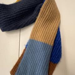 Šátek, jak nahlášeno GVB pomocí iLost