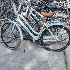 Damesfiets, iLost를 사용하여 Stadswerk072에 보고됨