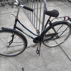 Herenfiets locomotief blauw, gemeldet von Stadswerk072 über iLost