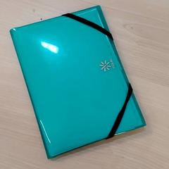 Saco petite, como reportado por IKEA Tours utilizando o iLost