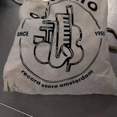 Sac Met inhoud, a été signalé par IKEA Amsterdam utilisant iLost