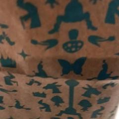 هدية تذكارية، كما تم الإبلاغ عنه بواسطة De Efteling عبر iLost