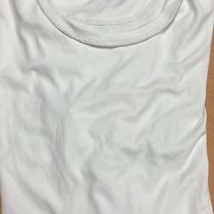 Maglietta white, come riportato da Sheraton Brussels Airport Hotel utilizzando iLost