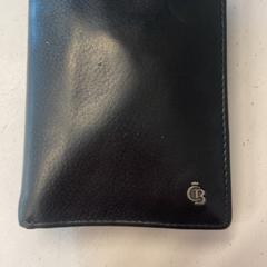 財布 Karatay がiLostで GVB によって報告されました