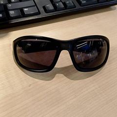 Sunglasses, as reported by IKEA Toulouse using iLost