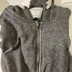 Vest, ha sido reportado por Pathé de Kuip con iLost