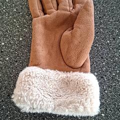 Guanto, come riportato da Connexxion Amstelveen utilizzando iLost