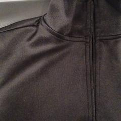Jacka / Sudadera, rapporterat av RÍO Shopping - Valladolid med iLost