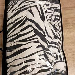 Edredão para bebé, como reportado por EBS Spijkenisse utilizando o iLost