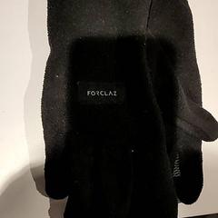 Gloves, as reported by Bibliotheek Neude (Utrecht) using iLost