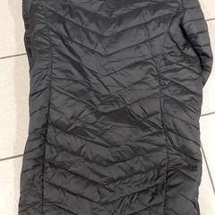 Kleding - jas, gemeldet von Centraal magazijn über iLost