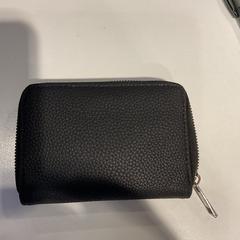 Peněženka sanchez vizcaino, spanje, jak nahlášeno Gemeente Amsterdam pomocí iLost