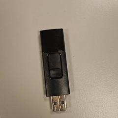 Usb, como reportado por Vrije Universiteit Amsterdam utilizando o iLost