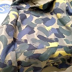 Sweter, zgłoszono przez IKEA Saint-Etienne przy użyciu iLost