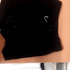 السراويل القصيرة، كما تم الإبلاغ عنه بواسطة Grand Hotel Amrath Kurhaus عبر iLost