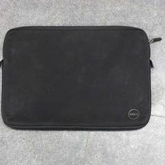 Laptophoes // laptop cover Dell, amint azt Vrije Universiteit Brussel (VUB) az iLost segítségével jelentette.