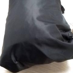 Chubasquero Zwart, segundo informou Qbuzz Fryslân usando iLost