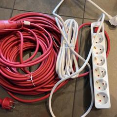 Extensións de cabelo Red, white, segundo informou MEININGER Hotel Amsterdam City West usando iLost