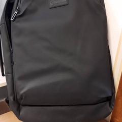 İLost kullanarak Connexxion Zeeuws-Vlaanderen tarafından bildirildiği gibi Sırt çantası Zwart Battletron