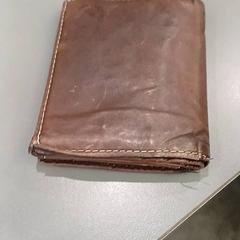 Etui/portemonneetje، كما تم الإبلاغ عنه بواسطة Qbuzz GD Groningen HS عبر iLost